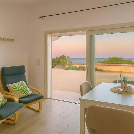Shoreline Bliss House-direct Sea Access Holiday home Sa Rocca Tunda