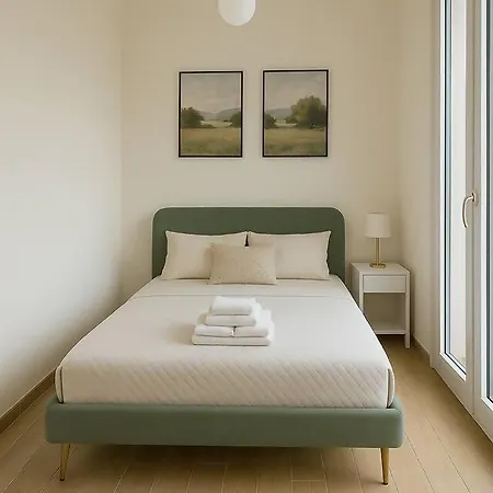 Shoreline Bliss House-direct Sea Access *